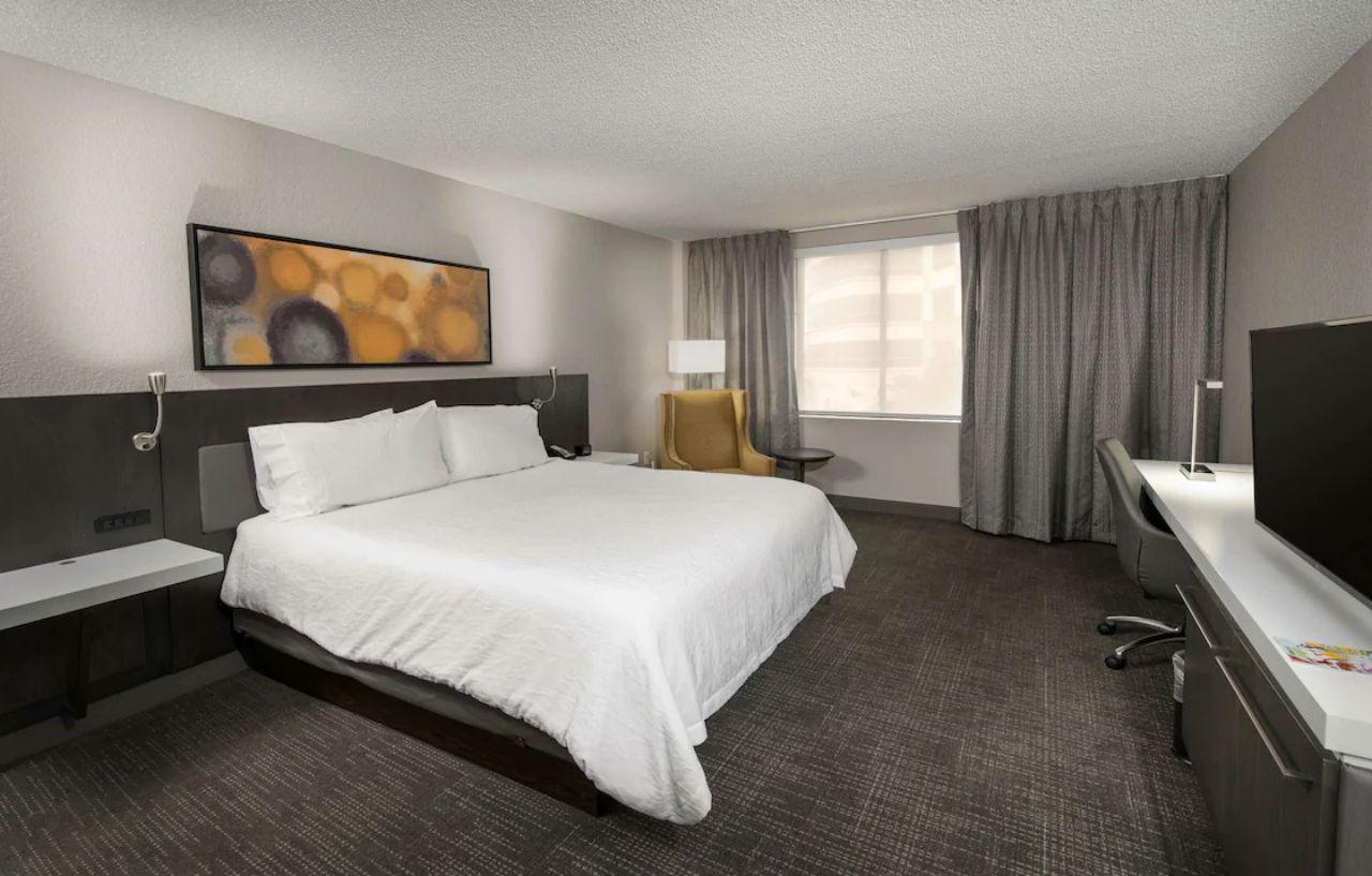 Hilton Garden Inn Las Colinas Ирвинг Экстерьер фото